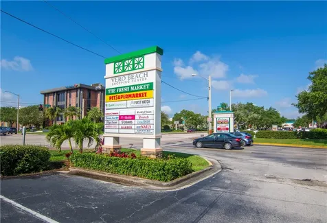 475 19th Place Vero Beach FL 32960