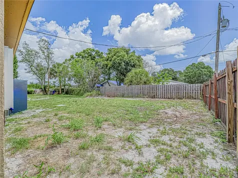 4716 29th Avenue Vero Beach FL 32967