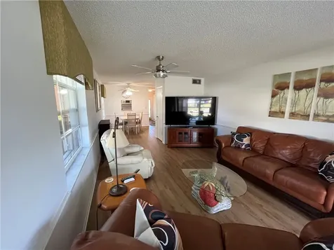 37 Pine Arbor Lane Vero Beach FL 32962