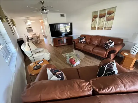 37 Pine Arbor Lane Vero Beach FL 32962