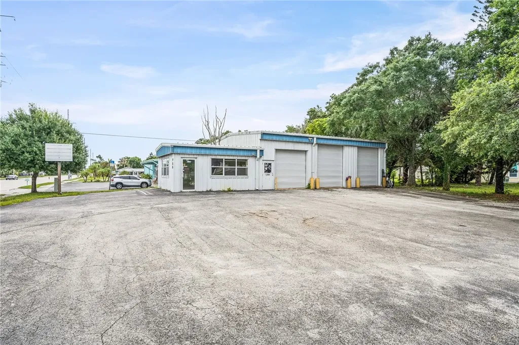 725 12th Street Vero Beach FL 32960