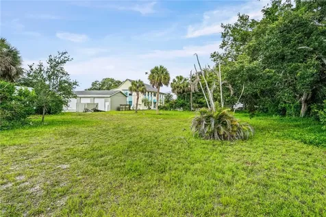 725 12th Street Vero Beach FL 32960