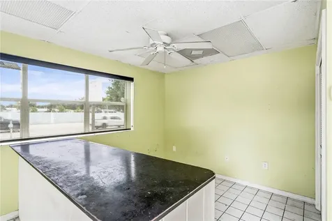 725 12th Street Vero Beach FL 32960
