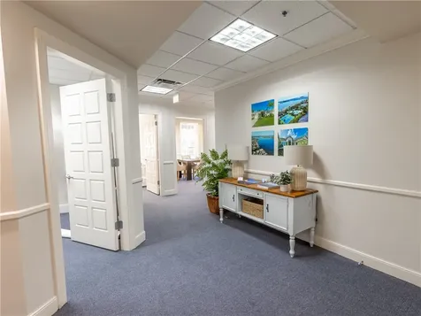 1555 Indian River Boulevard Vero Beach FL 32960