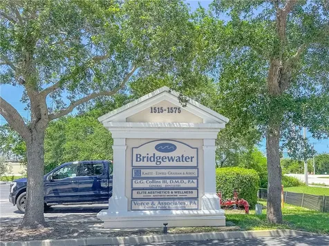 1555 Indian River Boulevard Vero Beach FL 32960