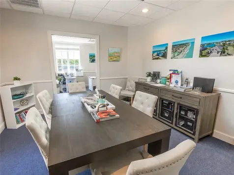 1555 Indian River Boulevard Vero Beach FL 32960