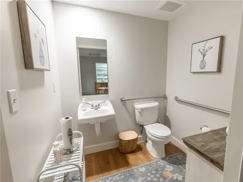 1555 Indian River Boulevard Vero Beach FL 32960