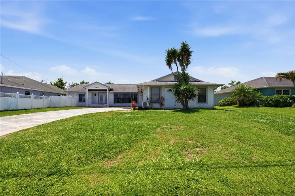 1932 Fallon Drive Port St Lucie FL 34983