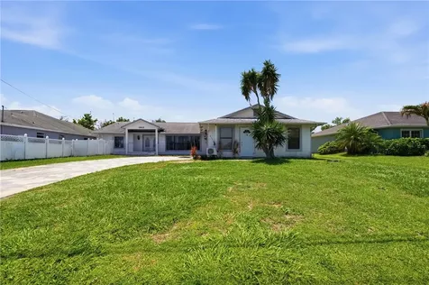 1932 Fallon Drive Port St Lucie FL 34983