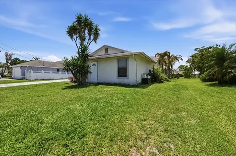 1932 Fallon Drive Port St Lucie FL 34983
