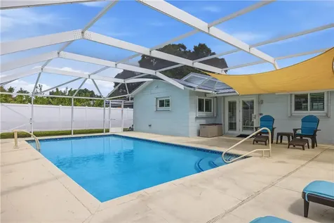 2235 4th Lane Vero Beach FL 32962