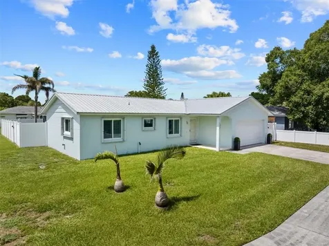 2235 4th Lane Vero Beach FL 32962