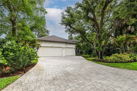 425 Holly Road Vero Beach FL 32963