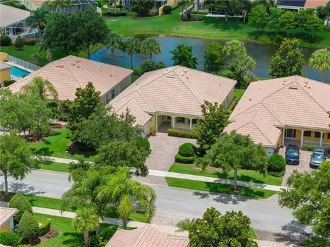 5422 Barbados Square Vero Beach FL 32967