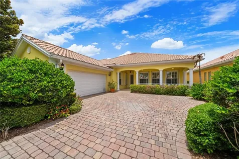 5422 Barbados Square Vero Beach FL 32967