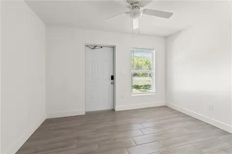 4576 30th Avenue Vero Beach FL 32967