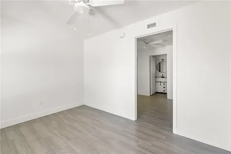 4576 30th Avenue Vero Beach FL 32967