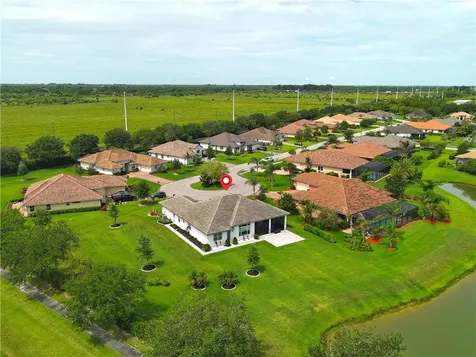 8220 Halbert Lane Vero Beach FL 32968