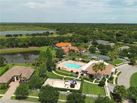 8220 Halbert Lane Vero Beach FL 32968