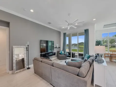8220 Halbert Lane Vero Beach FL 32968