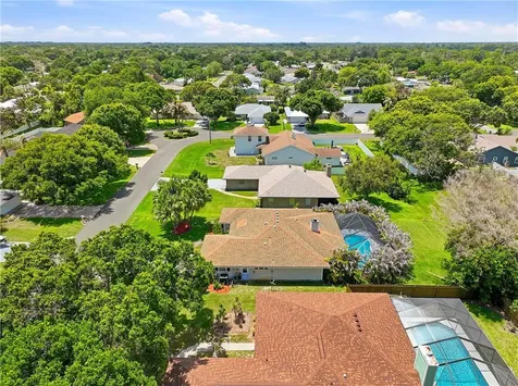 724 24th Square Vero Beach FL 32962