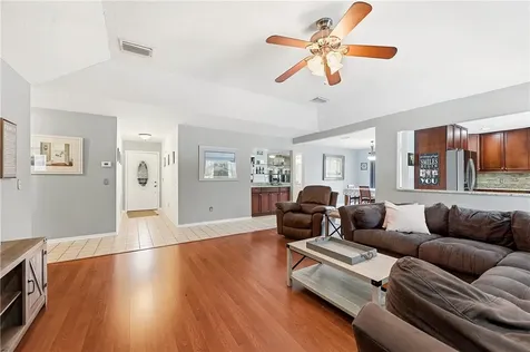 724 24th Square Vero Beach FL 32962