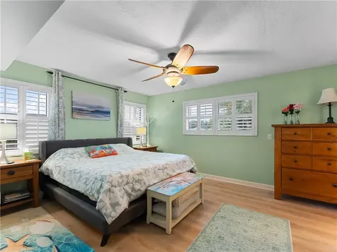 625 W Lake Jasmine Circle Vero Beach FL 32962