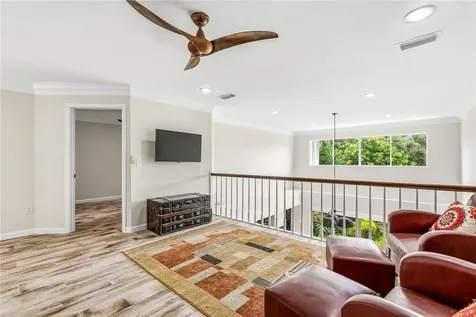 220 S Peppertree Drive Vero Beach FL 32963