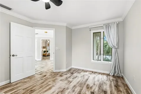 220 S Peppertree Drive Vero Beach FL 32963