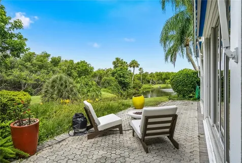 220 S Peppertree Drive Vero Beach FL 32963
