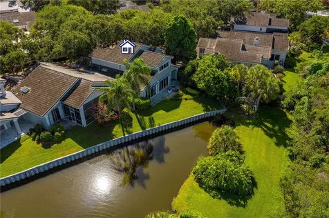 220 S Peppertree Drive Vero Beach FL 32963