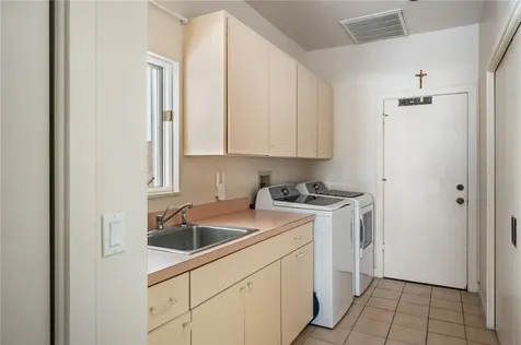 266 Riverway Drive Vero Beach FL 32963