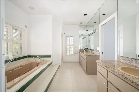 266 Riverway Drive Vero Beach FL 32963