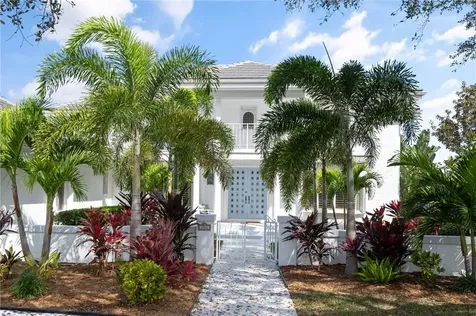 266 Riverway Drive Vero Beach FL 32963
