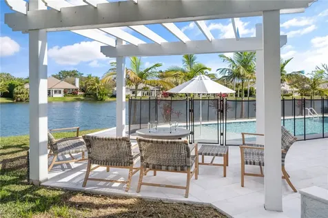 266 Riverway Drive Vero Beach FL 32963