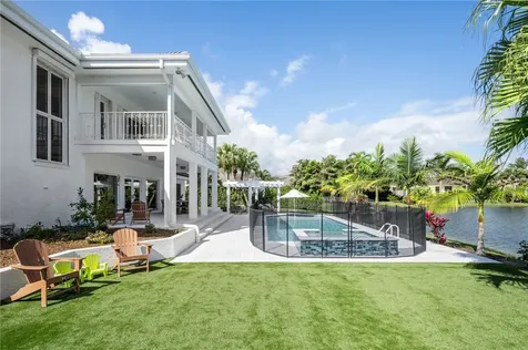 266 Riverway Drive Vero Beach FL 32963
