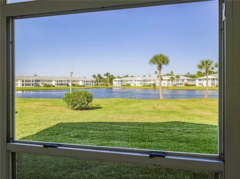 464 Grove Isle Circle Vero Beach FL 32962