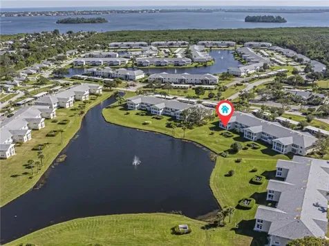 464 Grove Isle Circle Vero Beach FL 32962