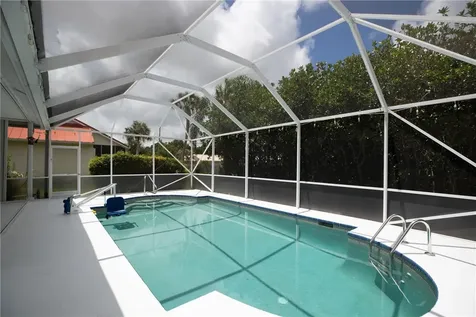 2505 46th Avenue Vero Beach FL 32966