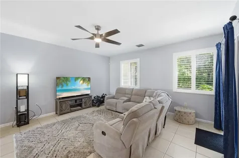 818 Middleton Drive SW Vero Beach FL 32962