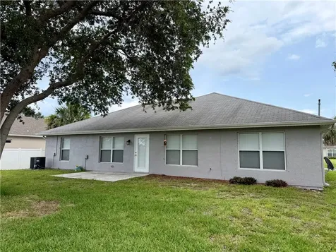 324 Seaside Terrace Sebastian FL 32958