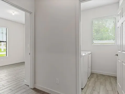 7704 Pacific Avenue Fort Pierce FL 34951