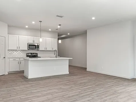 7704 Pacific Avenue Fort Pierce FL 34951