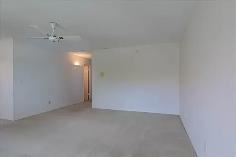 75 Royal Oak Court Vero Beach FL 32962