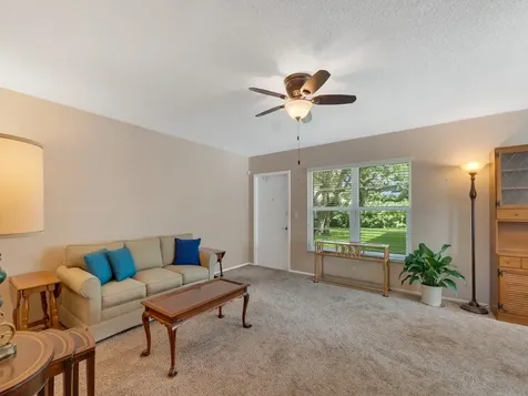 105 Spring Lake Court Vero Beach FL 32962