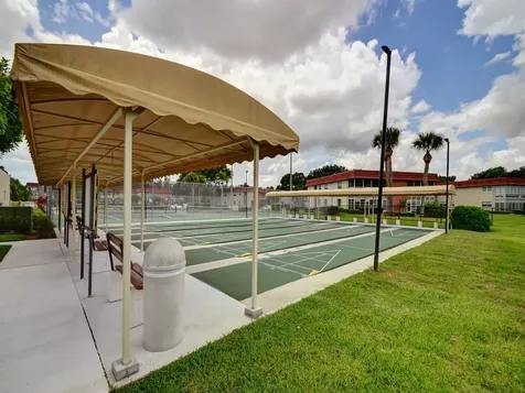 105 Spring Lake Court Vero Beach FL 32962