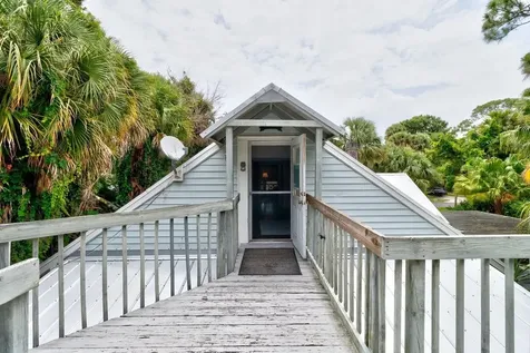 1927 21st Avenue Vero Beach FL 32960