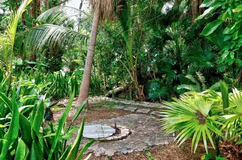 1927 21st Avenue Vero Beach FL 32960