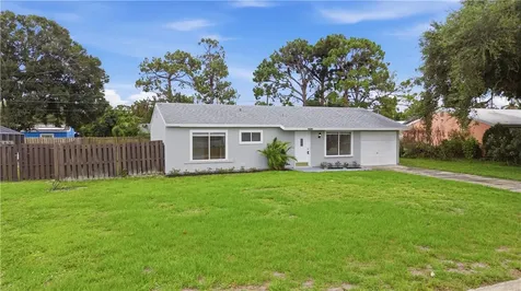 1091 24th Place SW Vero Beach FL 32962