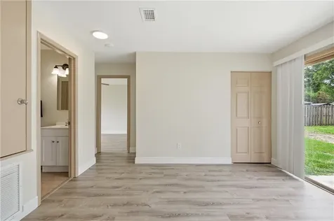 1091 24th Place SW Vero Beach FL 32962